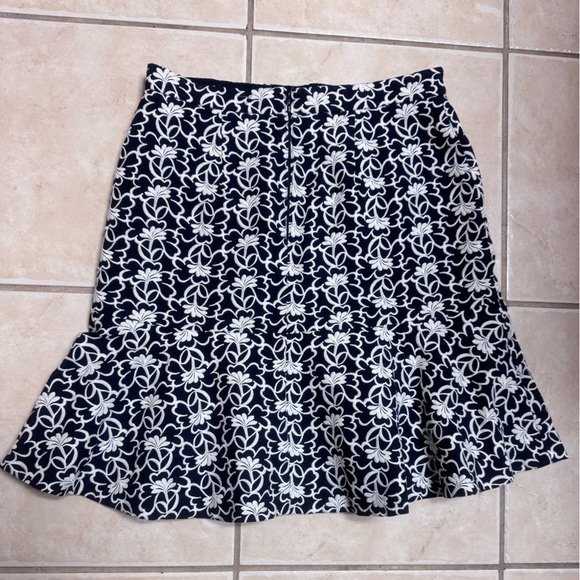 Ann Taylor Navy and White Patterned Peplum Hem Skirt - Picture 10 of 14